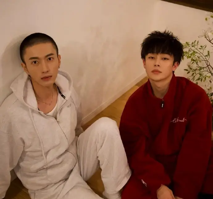 《这见鬼的工作》全季1080P高清画质免费看-《这见鬼的工作》全集完整版在线观看-双男主短剧无删减资源