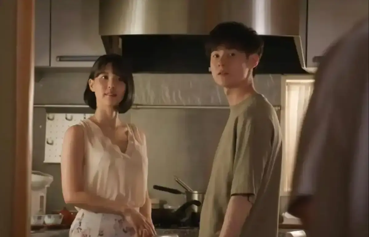 韩国电影《漂亮的女邻居5》高清未删减免费看-HD修复国语中字版本-满天星超清完整版在线观看-飞牛影视2026热映精彩呈现