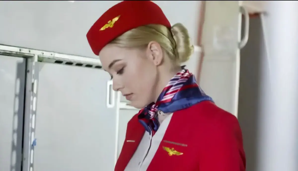 《法国航空 / 法国空姐》完整版免费观看-无删减法国空姐2019高清在线播放-多塞尔航空全集《法国航空 / 法国空姐》