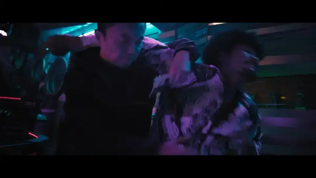 《火遮眼》-谢苗孤胆英雄动作片HD高清在线观看-《火遮眼》无删减完整版中字免费播放-火遮眼1080P迅雷BT磁力链接下载